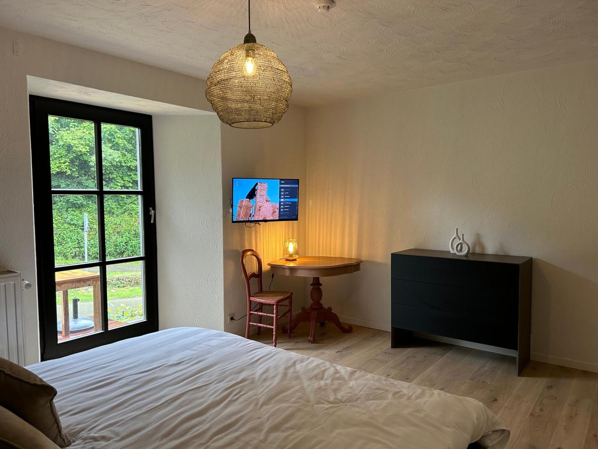 Cacele - La Croisette 5 Appartementen En 6 Tweepersoonskamers Vresse-sur-Semois Eksteriør bilde